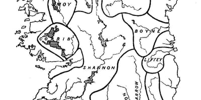 ਖਾਲੀ ਨਕਸ਼ਾ ireland ਦੇ ਨਾਲ ਦਰਿਆ ਅਤੇ ਪਹਾੜ